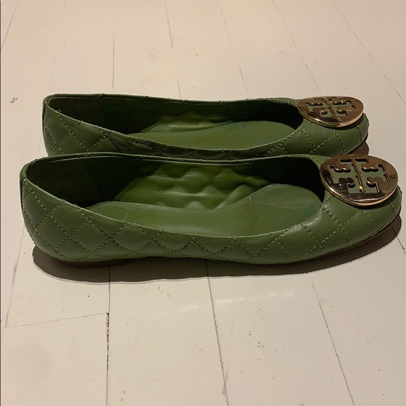 Quilted green Tory Burch flats - Picture 4 of 8